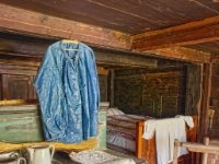 Bedroom with stone fire place, pierre ollaire : Swiss Open-Air Museum Ballenberg